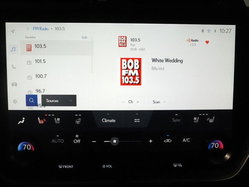 2023 Lexus RZ 450e Premium AWD *HEADS-UP DISPLAY, NAVIGATION, ADAPTIVE CRUISE, SAFETY ALERTS, 360 VIEW CAMERAS, 14 INCH DISPLAY, PANORAMA GLASS ROOF, CLIMATE SEATS, HEATED STEERING, ADVANCE PARK, WIRELESS CHARGING, ANDROID & APPLE Round Rock TX