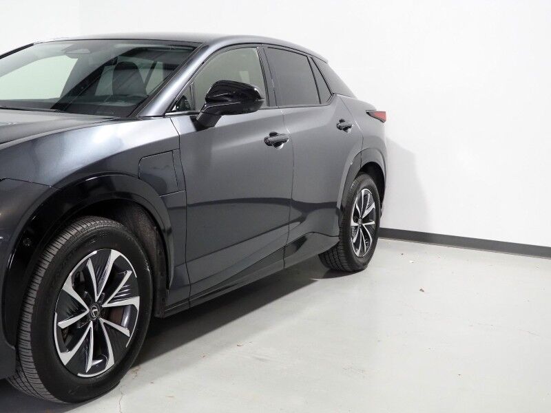 2023 Lexus RZ 450e Premium AWD *HEADS-UP DISPLAY, NAVIGATION, ADAPTIVE CRUISE, SAFETY ALERTS, 360 VIEW CAMERAS, 14 INCH DISPLAY, PANORAMA GLASS ROOF, CLIMATE SEATS, HEATED STEERING, ADVANCE PARK, WIRELESS CHARGING, ANDROID & APPLE Round Rock TX