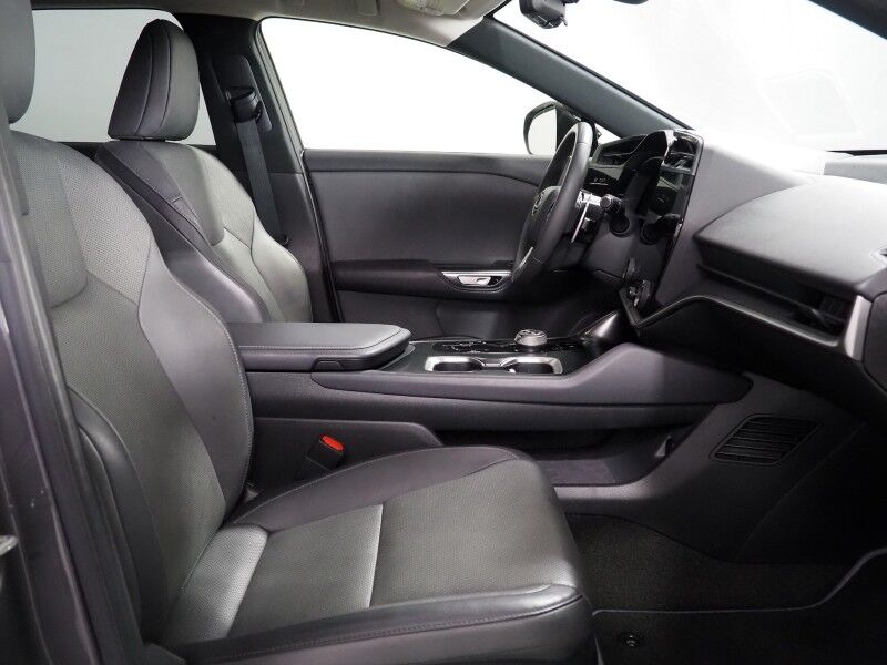 2023 Lexus RZ 450e Premium AWD *HEADS-UP DISPLAY, NAVIGATION, ADAPTIVE CRUISE, SAFETY ALERTS, 360 VIEW CAMERAS, 14 INCH DISPLAY, PANORAMA GLASS ROOF, CLIMATE SEATS, HEATED STEERING, ADVANCE PARK, WIRELESS CHARGING, ANDROID & APPLE Round Rock TX