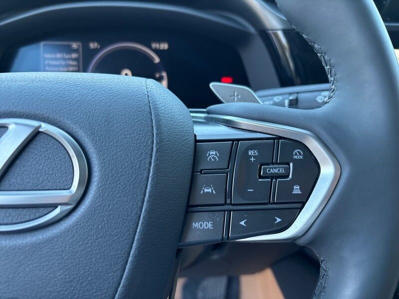 2023 Lexus RZ 450e Premium AWD w/18 Wheels. SUNROOF. NAVI. Seffner FL