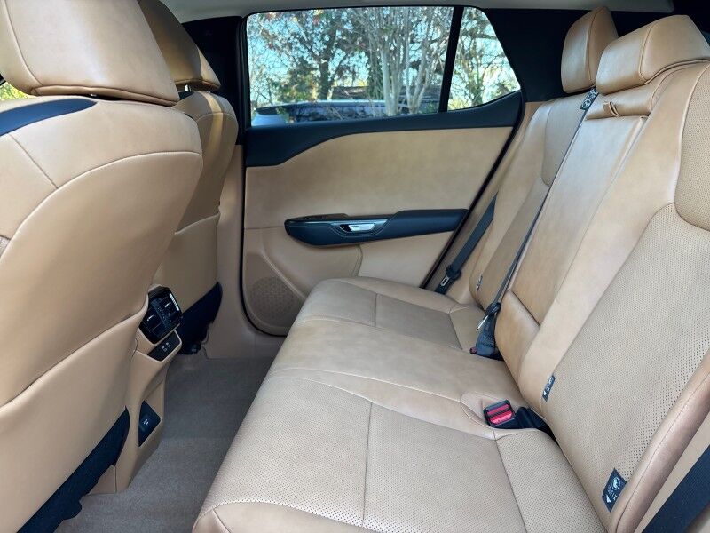 2023 Lexus RZ 450e Premium AWD w/18 Wheels. SUNROOF. NAVI. Seffner FL