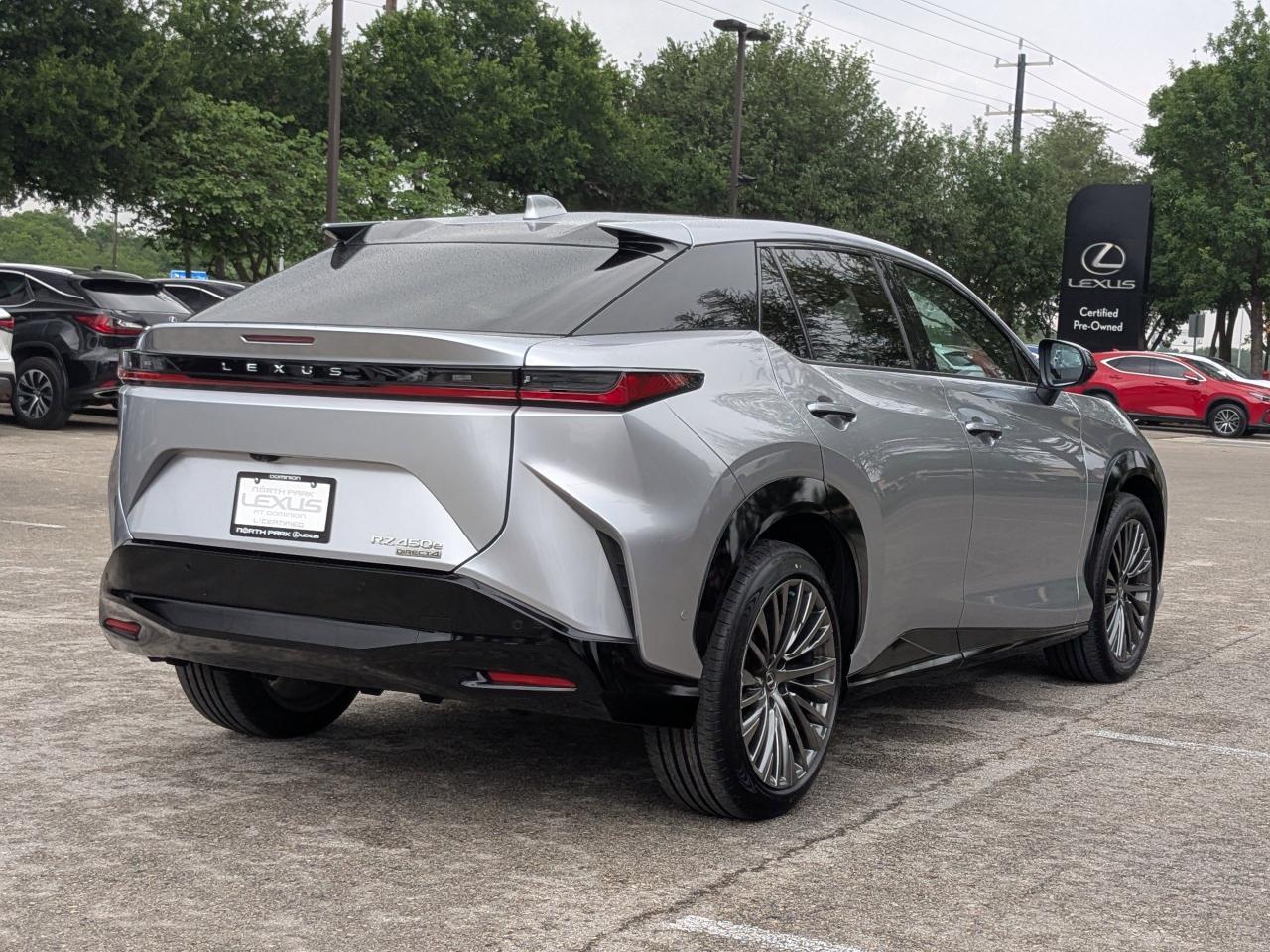 2023 Lexus RZ 450e Premium