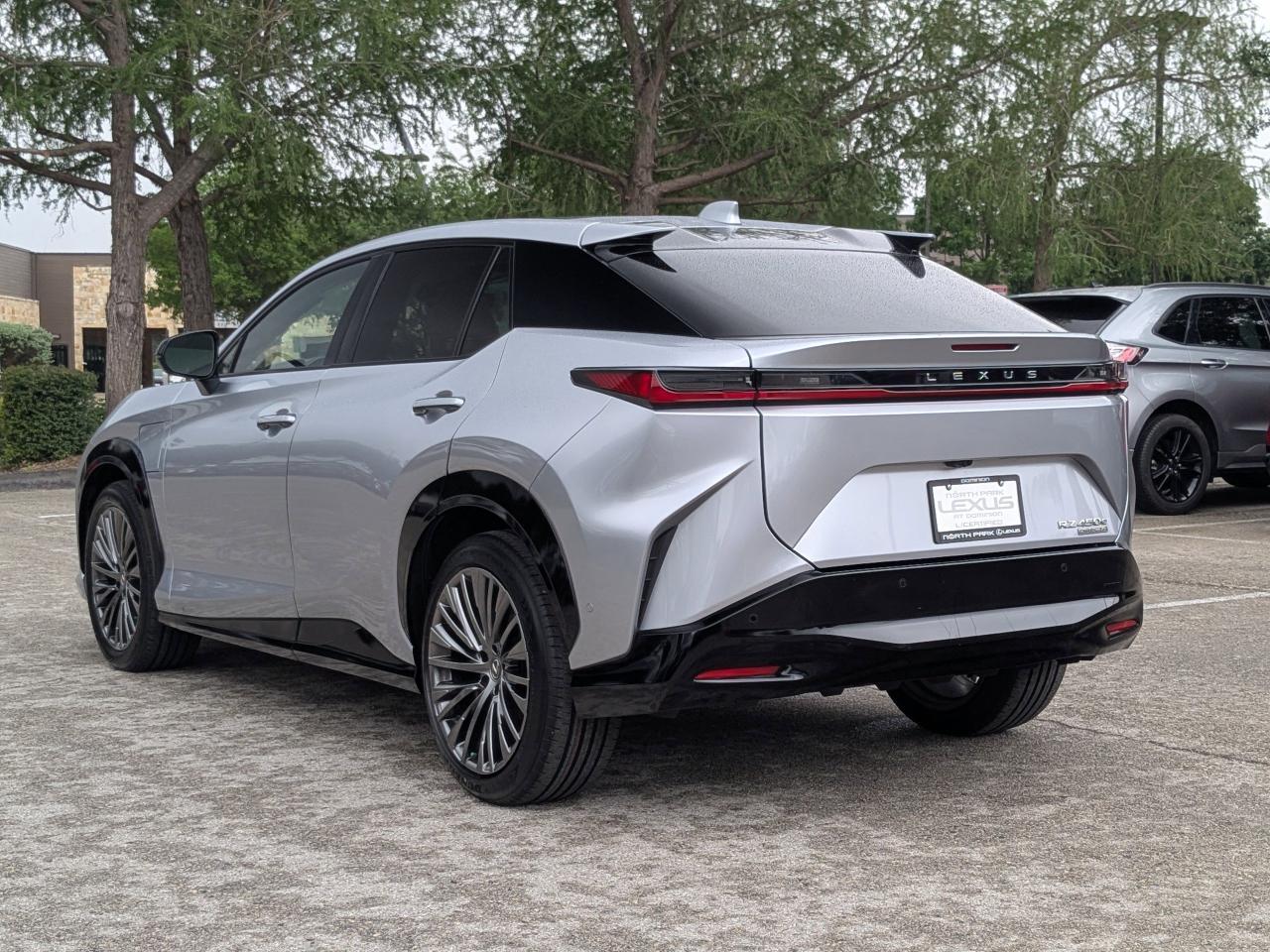 2023 Lexus RZ 450e Premium