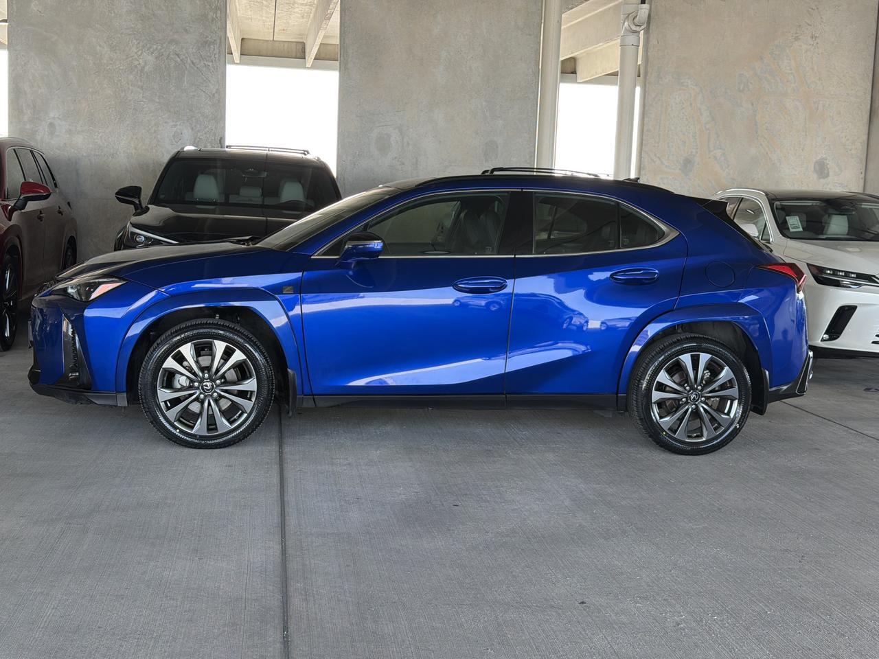 2023 Lexus UX 250h F SPORT Design