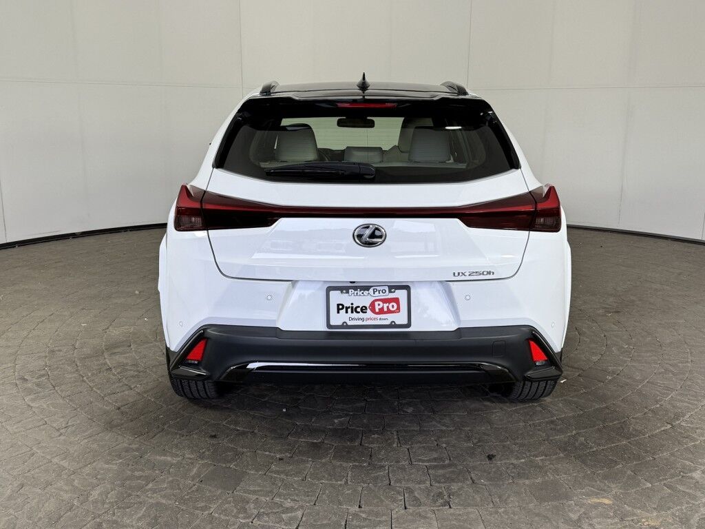 2023 Lexus UX 250h F SPORT Design w/Heated/Ventilated Seats Maumee OH