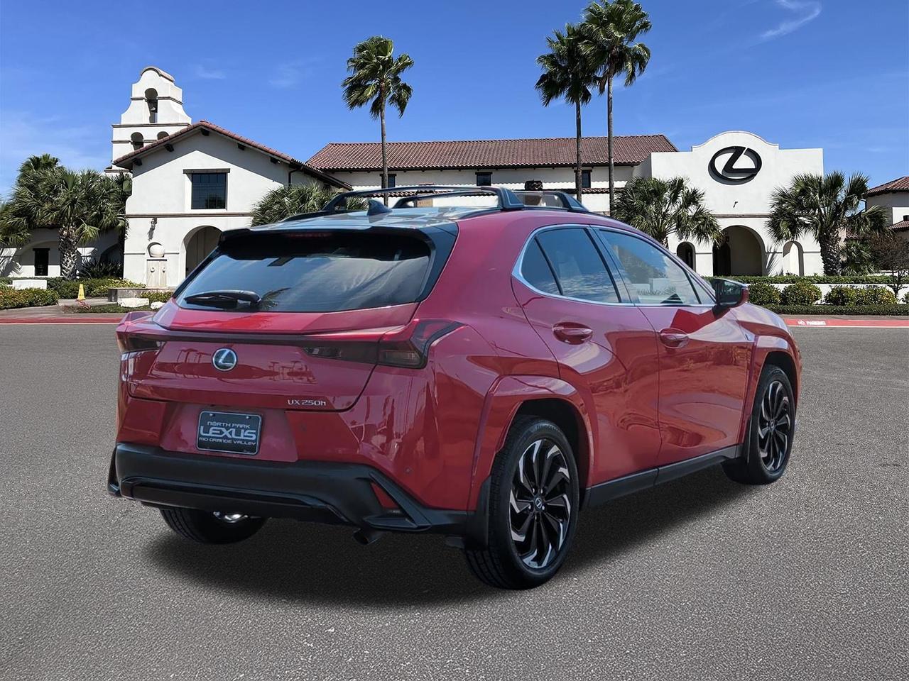 2023 Lexus UX 250h F SPORT Handling