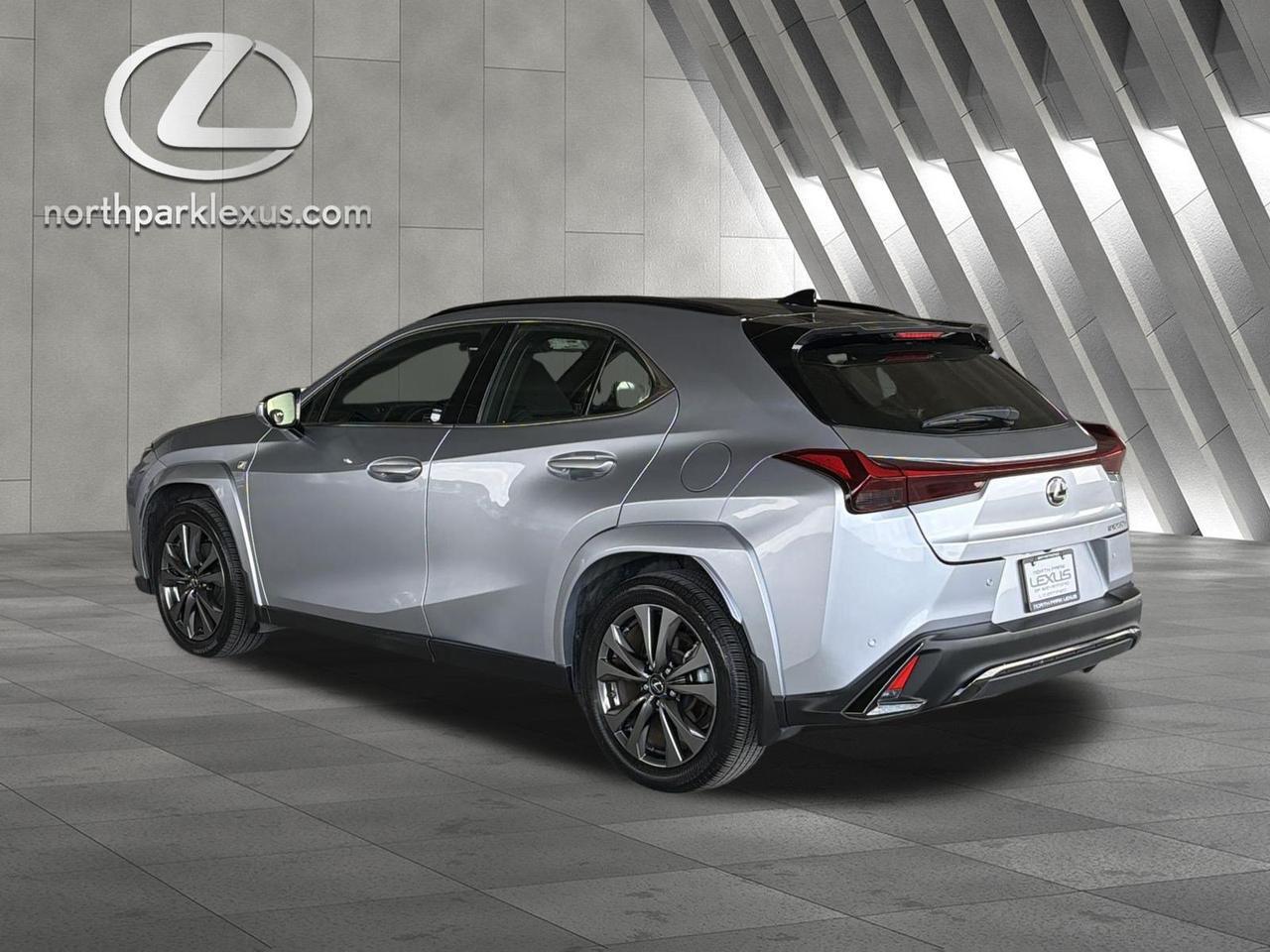 2023 Lexus UX 250h F SPORT Handling