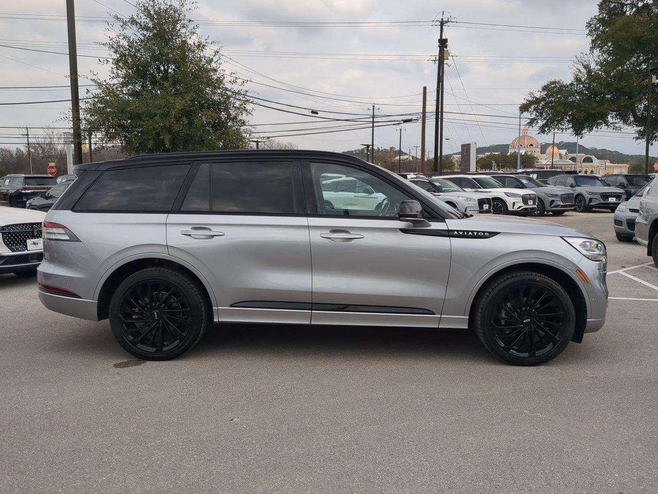 2023 Lincoln Aviator Black Label