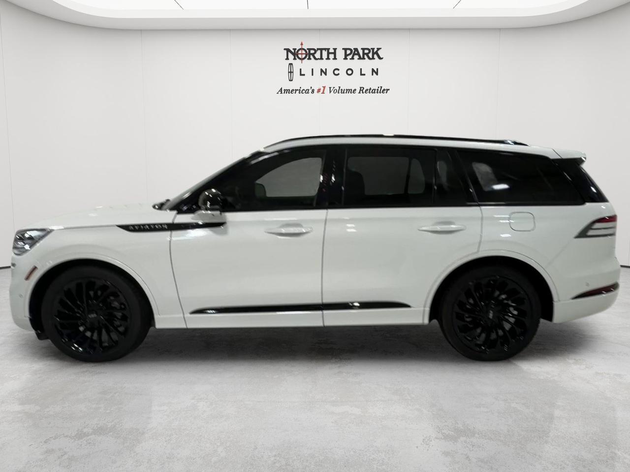 2023 Lincoln Aviator Black Label