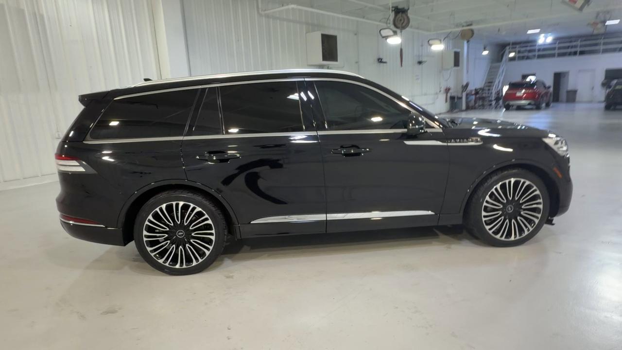 2023 Lincoln Aviator Black Label