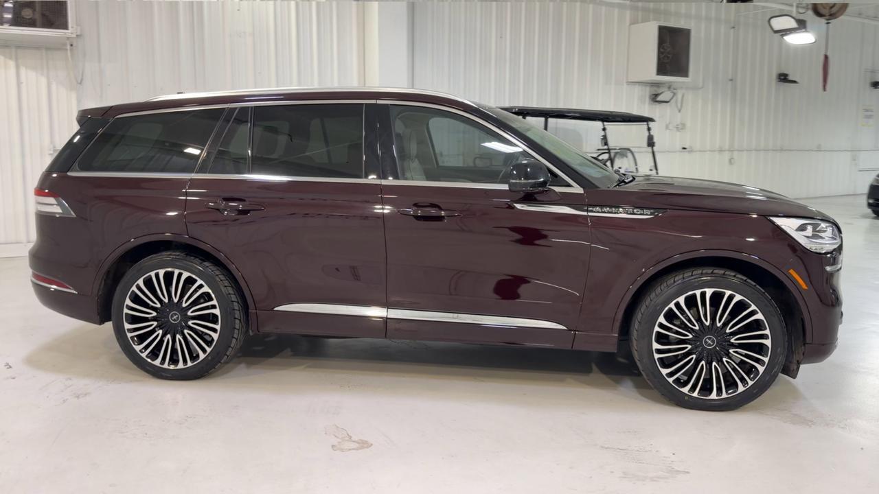 2023 Lincoln Aviator Black Label