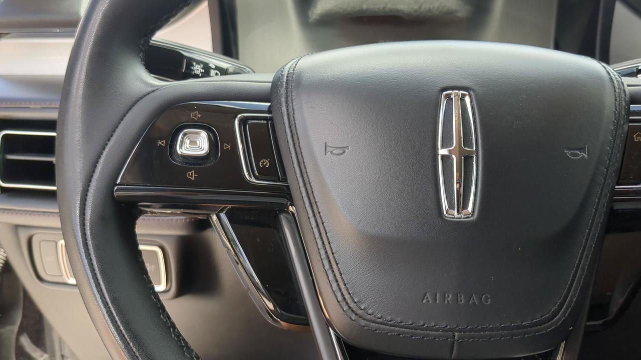 2023 Lincoln Aviator Livery