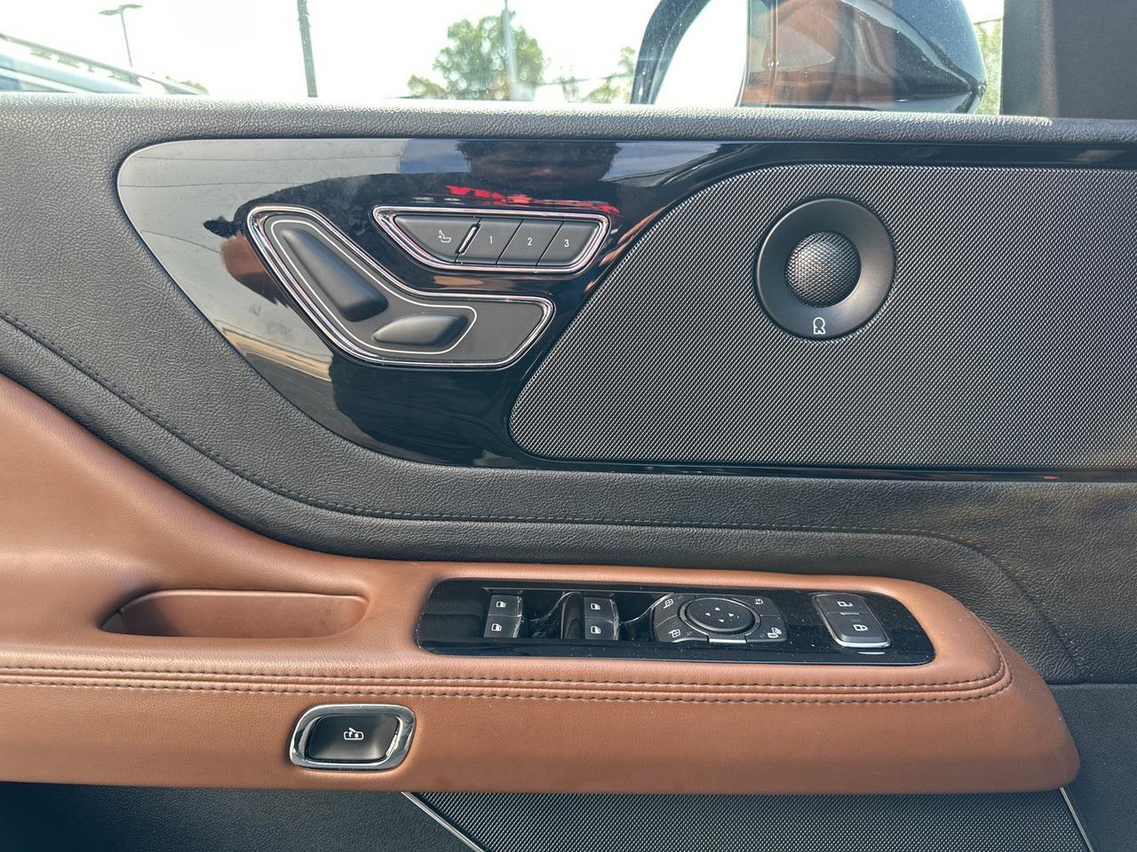 2023 Lincoln Aviator Plug-In Hybrid Grand Touring Gaithersburg MD