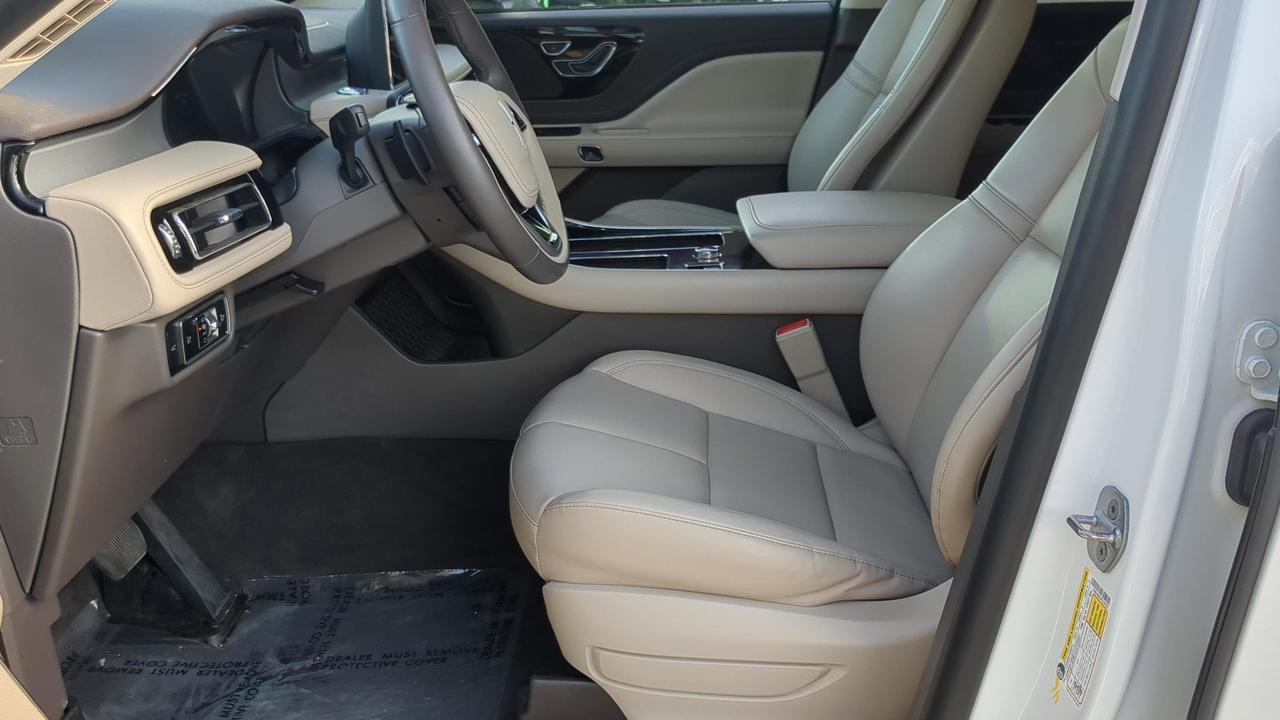 2023 Lincoln Aviator Standard