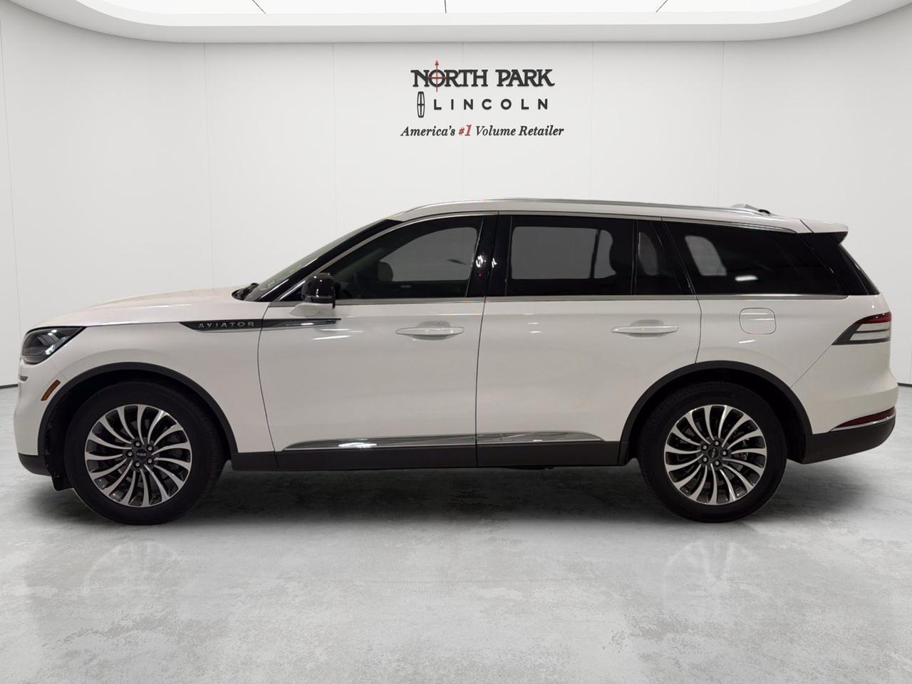 2023 Lincoln Aviator Standard