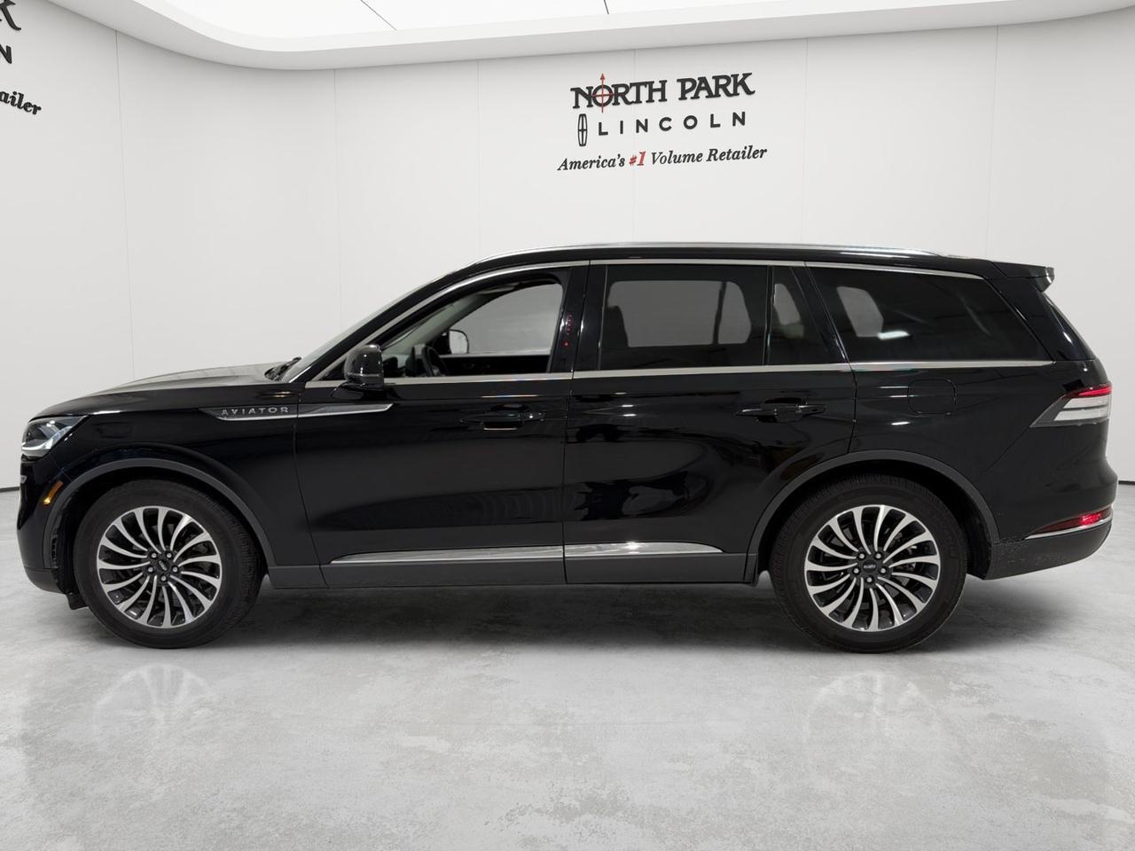 2023 Lincoln Aviator Standard