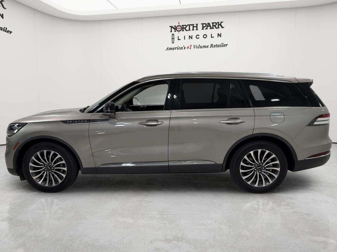2023 Lincoln Aviator Standard