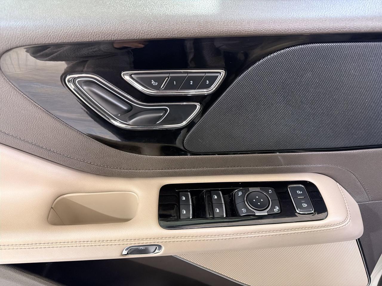 2023 Lincoln Aviator Standard San Antonio TX