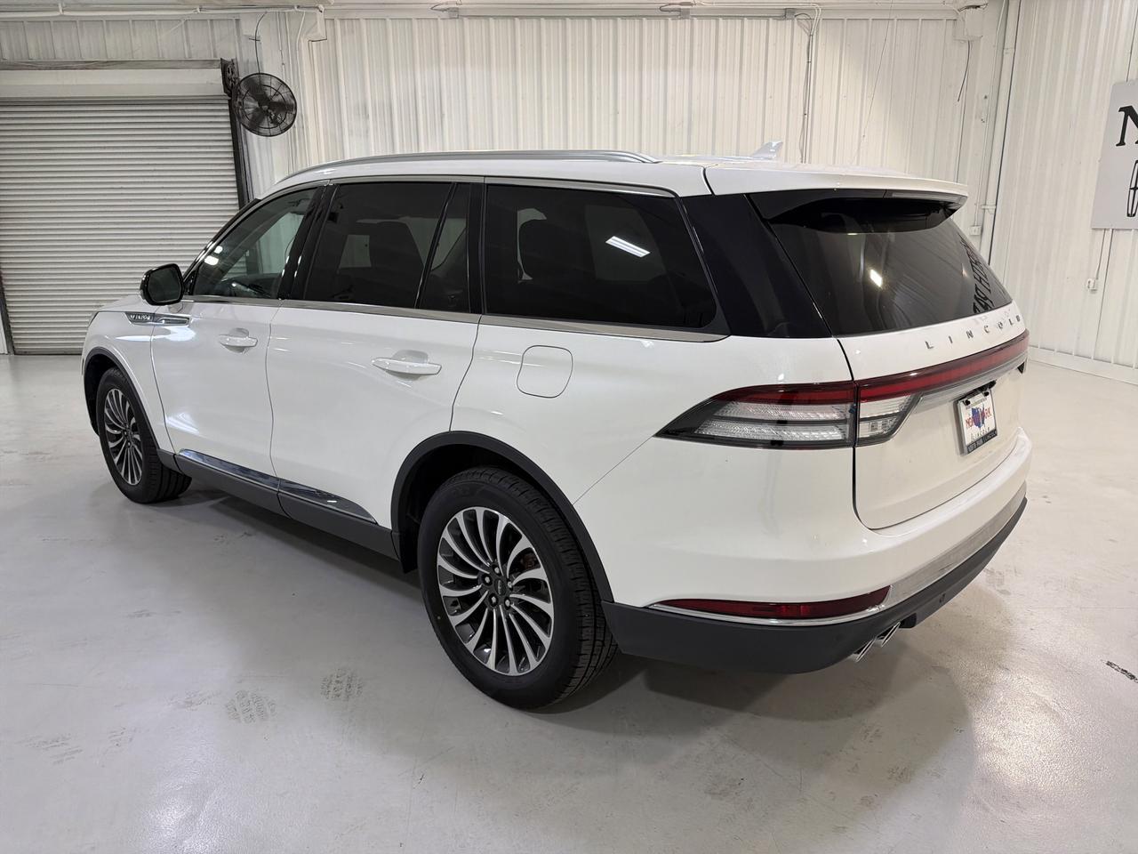 2023 Lincoln Aviator Standard