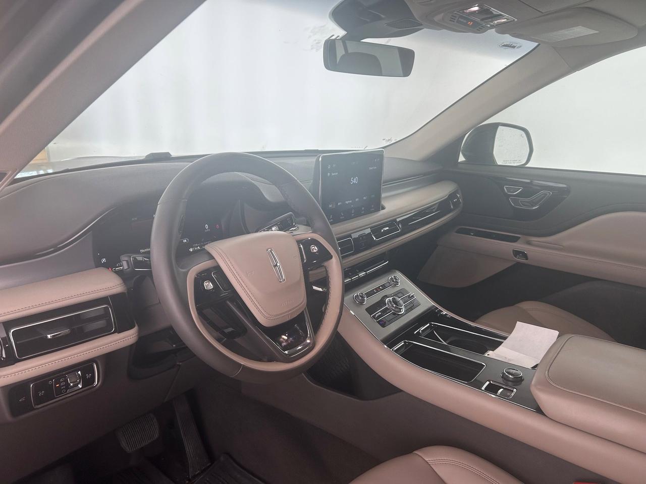 2023 Lincoln Aviator Standard