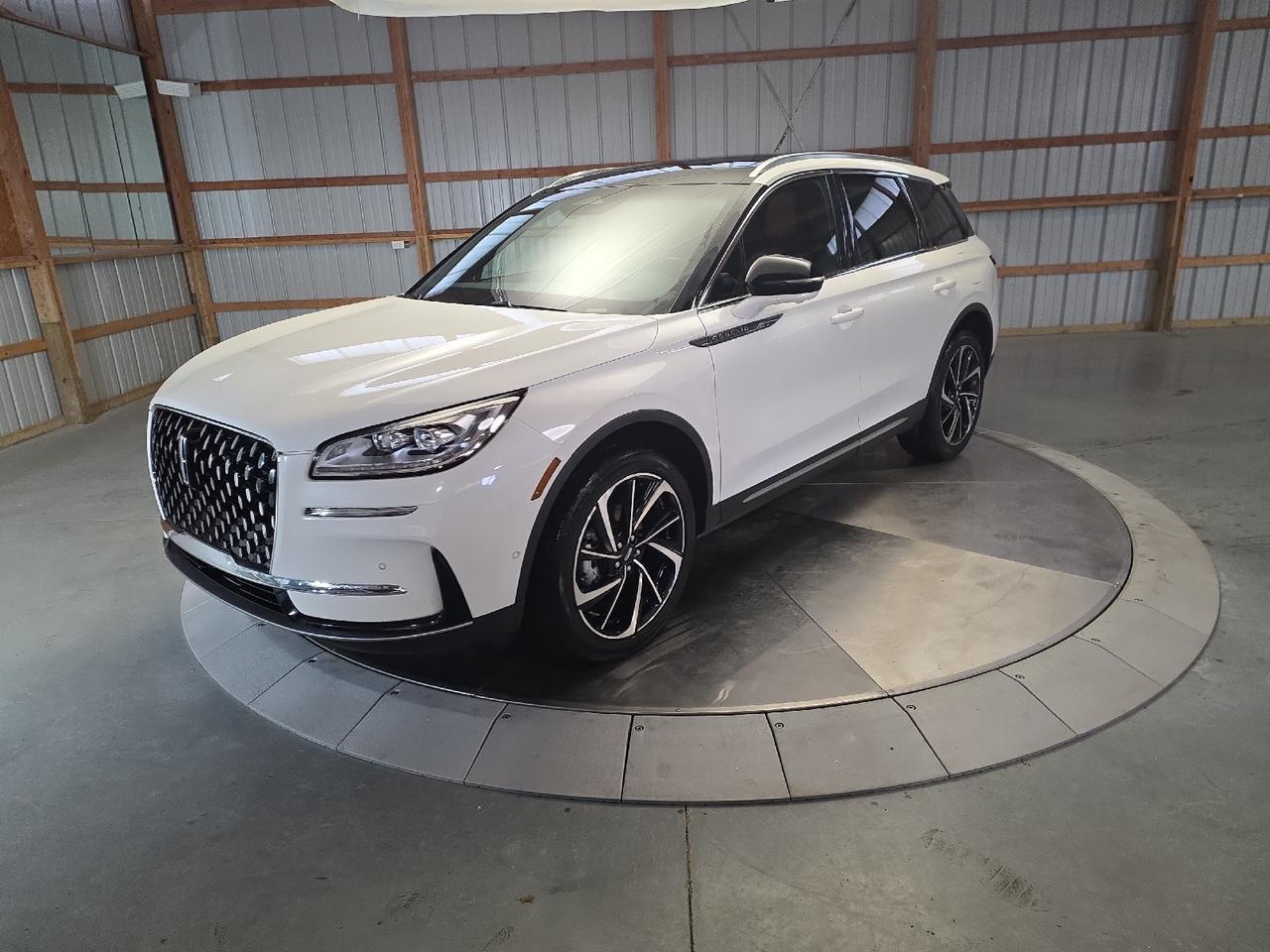 2023 Lincoln Corsair Sand Lake NY