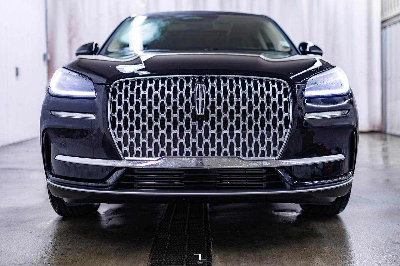 2023 Lincoln Corsair AWD Premiere Leather Roof Nav BCam Red Deer AB