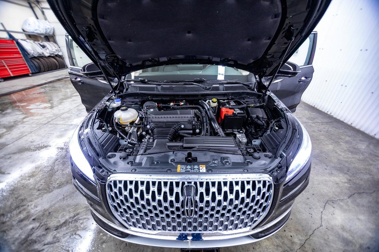 2023 Lincoln Corsair AWD Premiere Leather Roof Nav BCam Red Deer AB