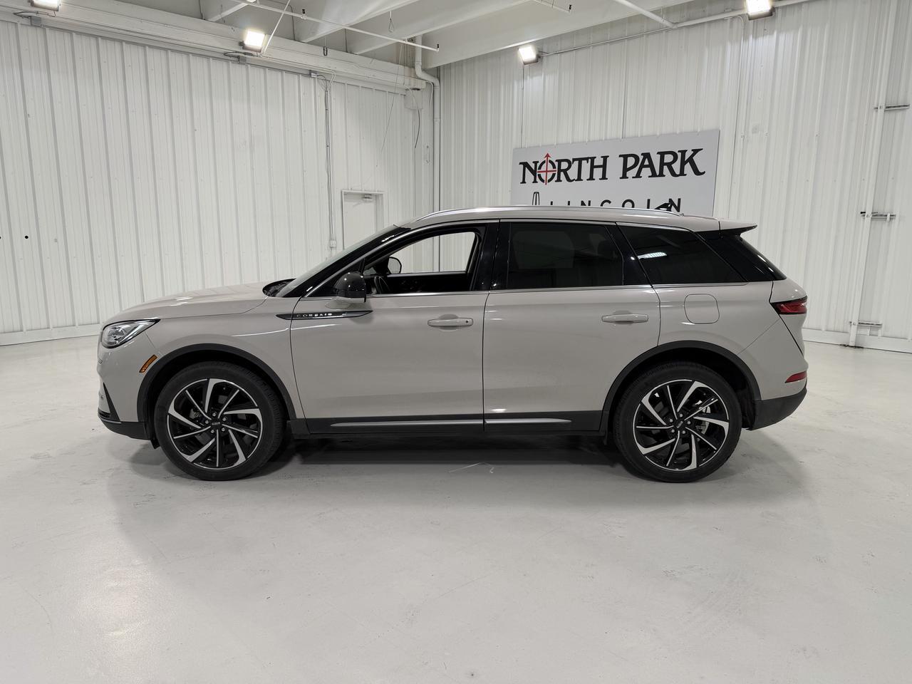 2023 Lincoln Corsair Reserve