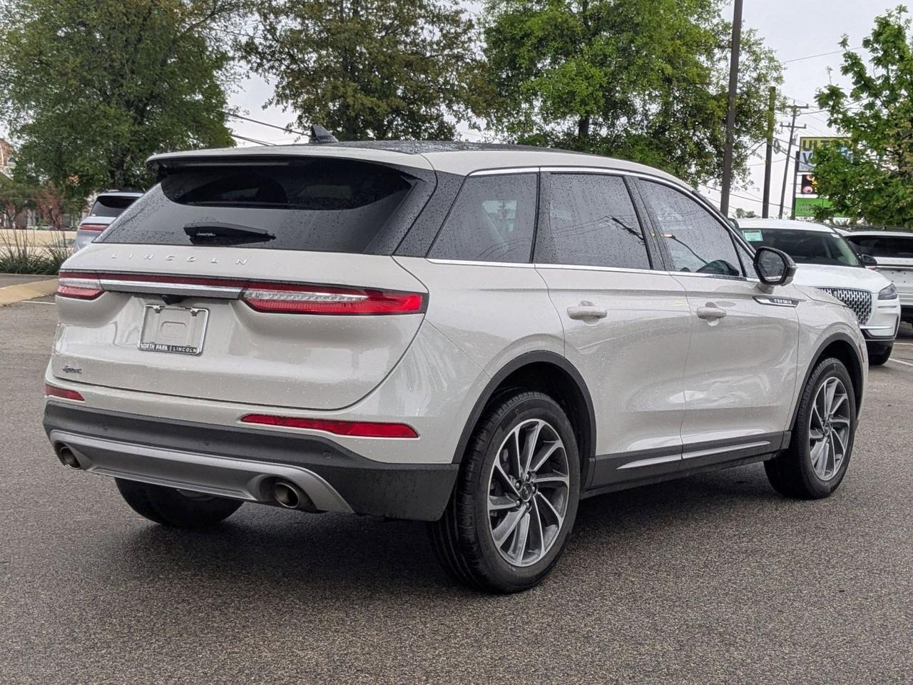 2023 Lincoln Corsair Standard