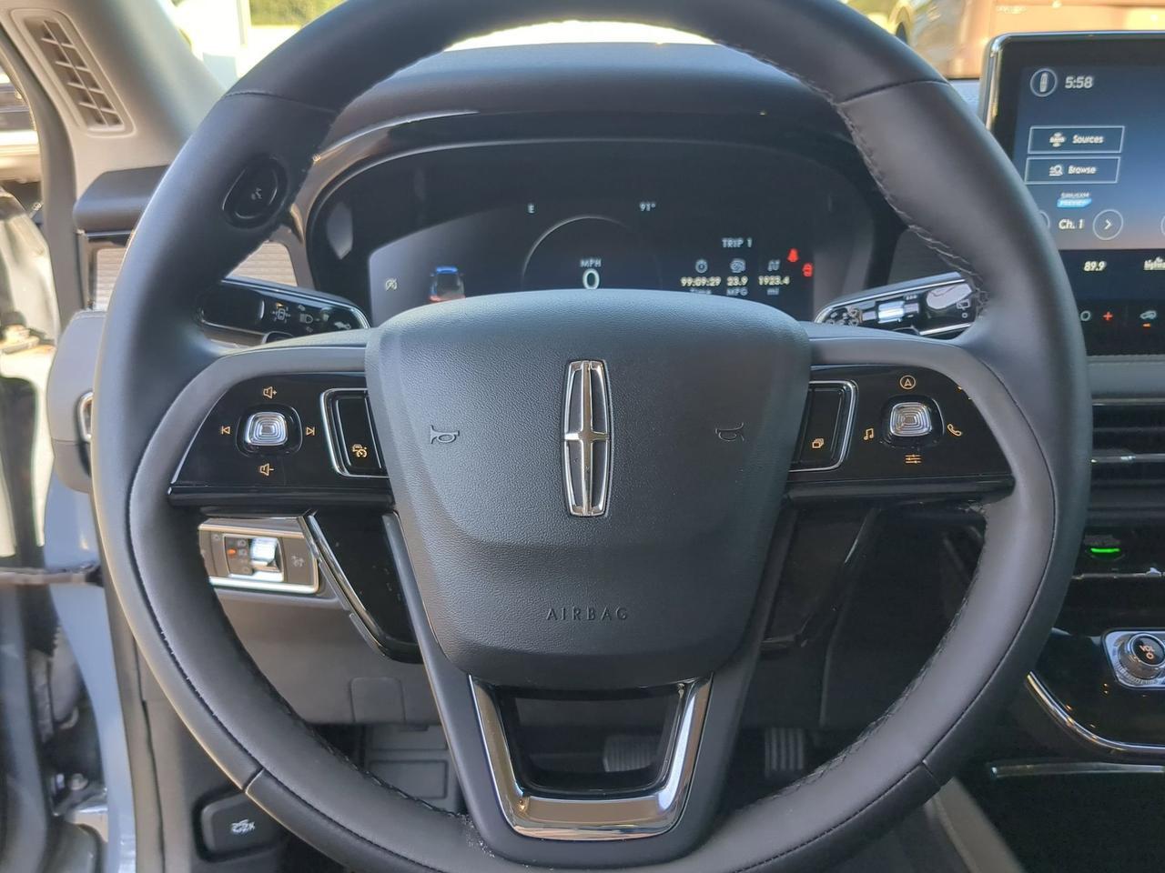 2023 Lincoln Corsair Standard