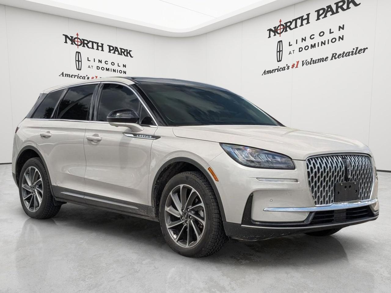 2023 Lincoln Corsair Standard