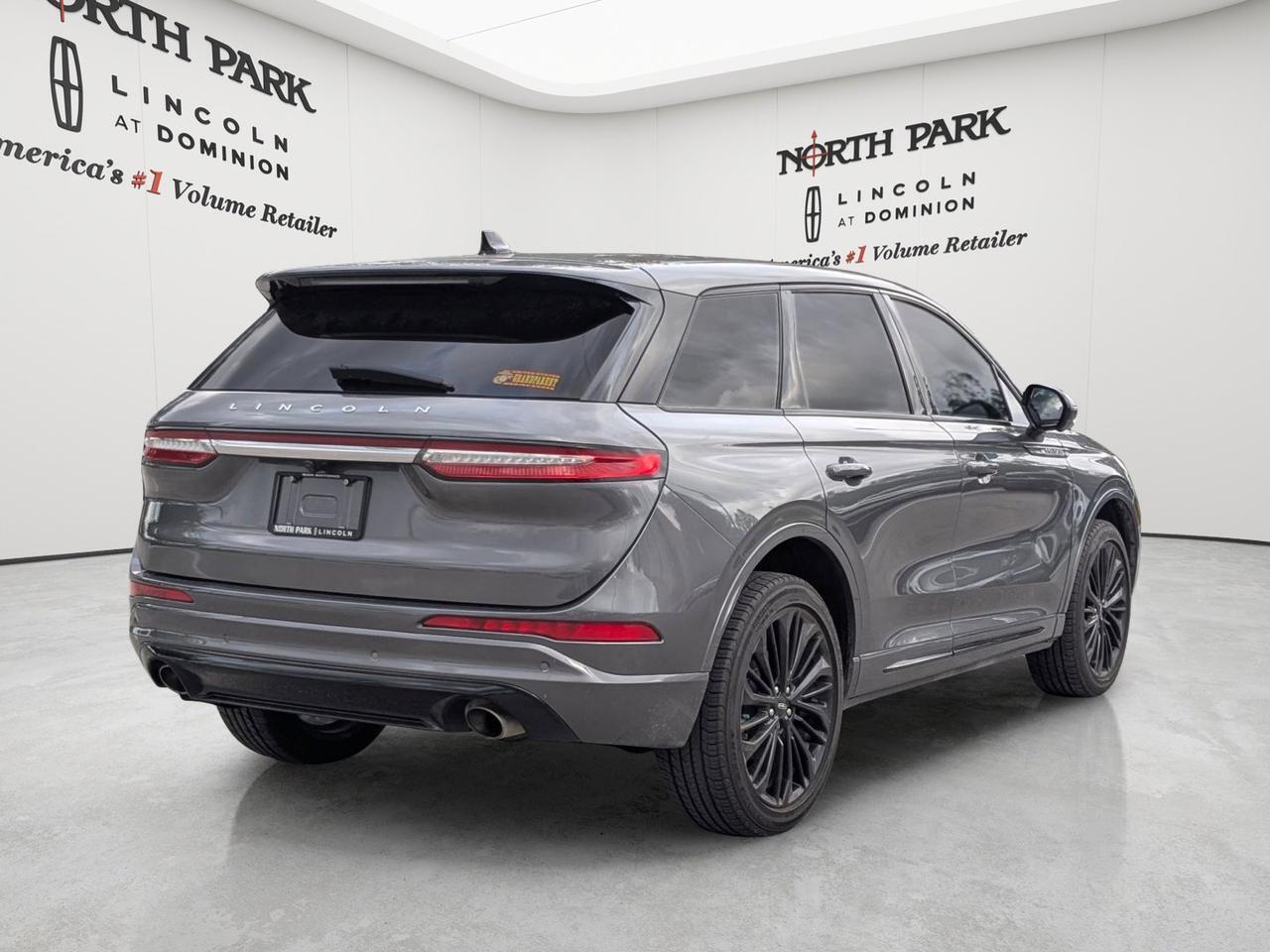 2023 Lincoln Corsair Standard