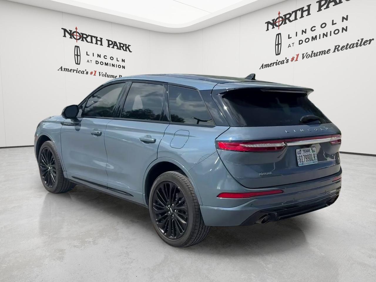 2023 Lincoln Corsair Standard