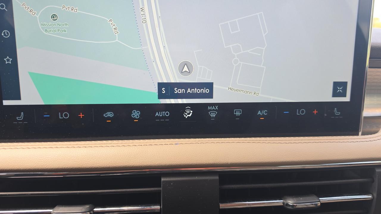 2023 Lincoln Corsair Standard