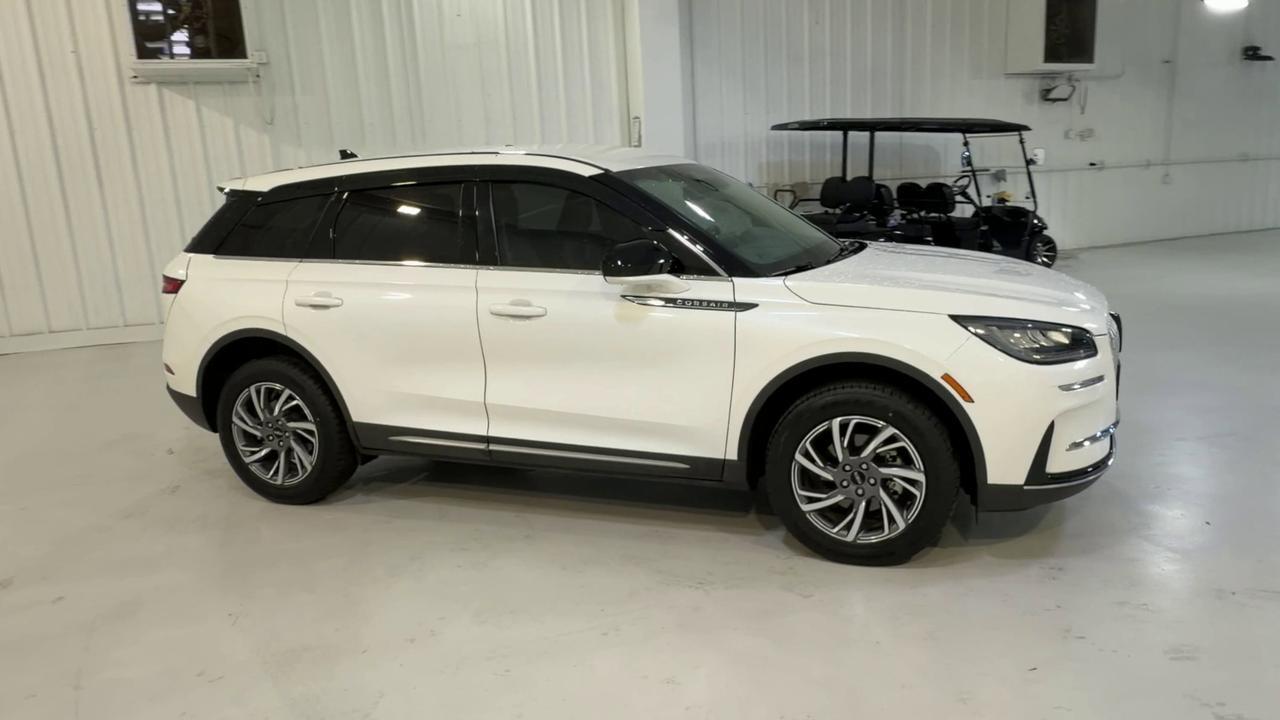 2023 Lincoln Corsair Standard