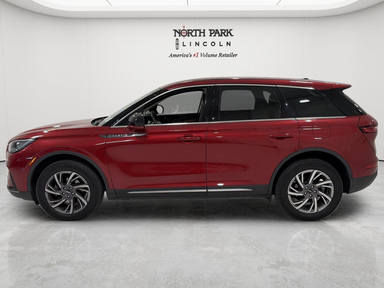 2023 Lincoln Corsair Standard