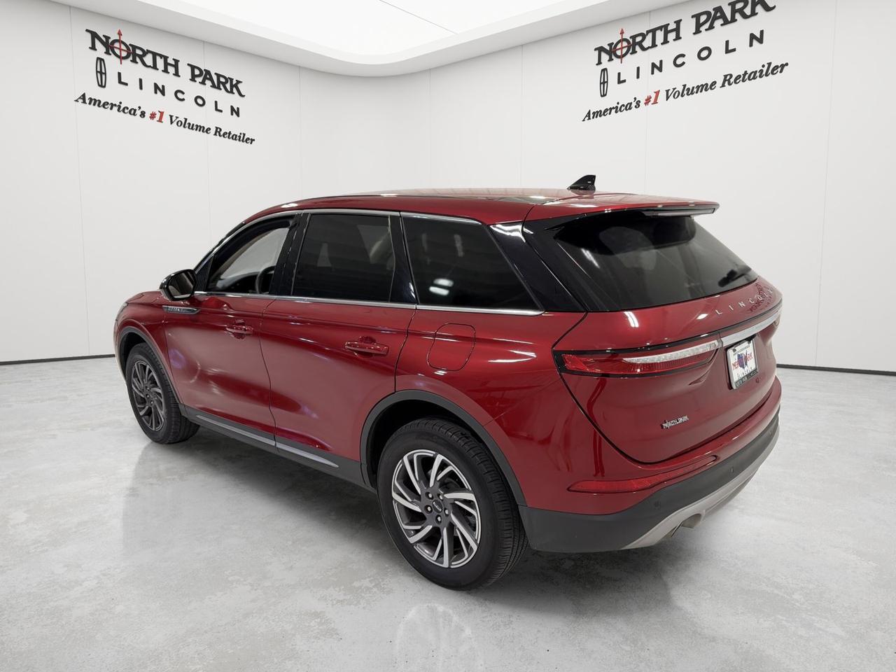 2023 Lincoln Corsair Standard