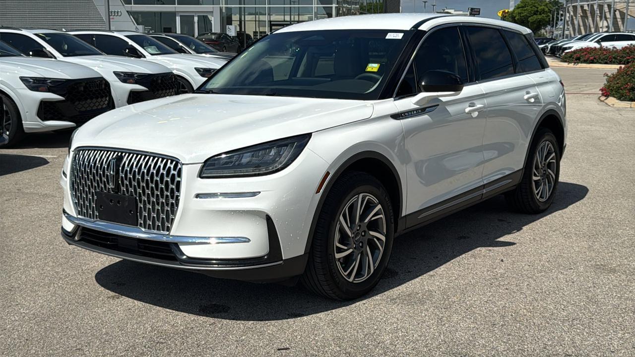 2023 Lincoln Corsair Standard