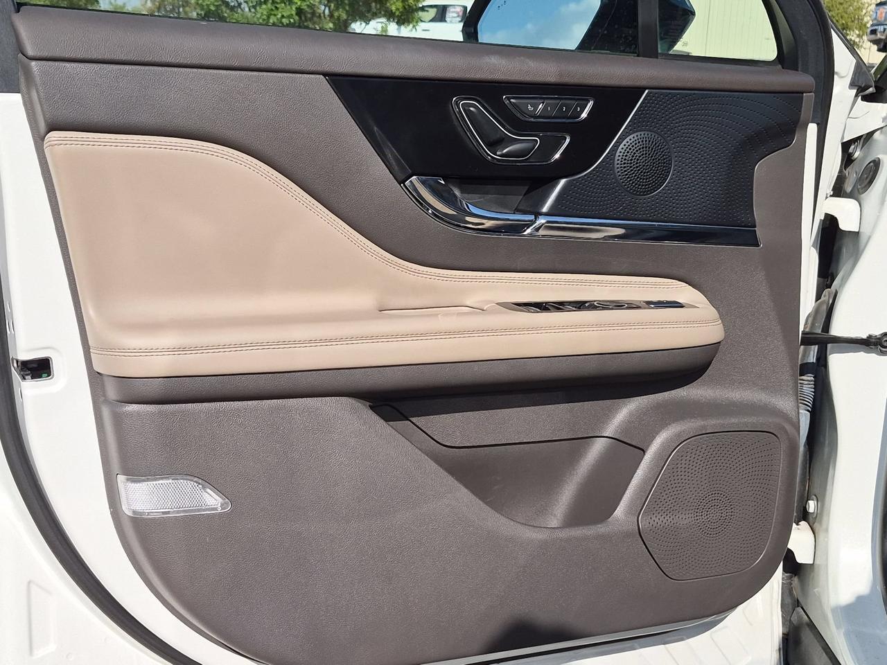 2023 Lincoln Corsair Standard Castroville TX