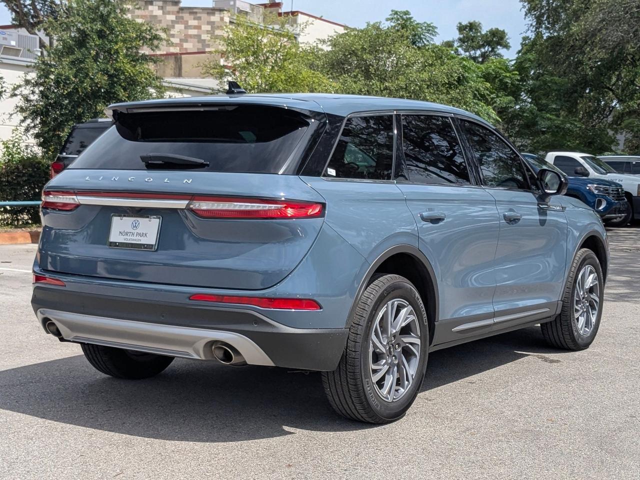 2023 Lincoln Corsair Standard