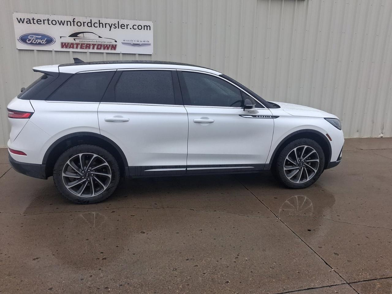 2023 Lincoln Corsair Standard