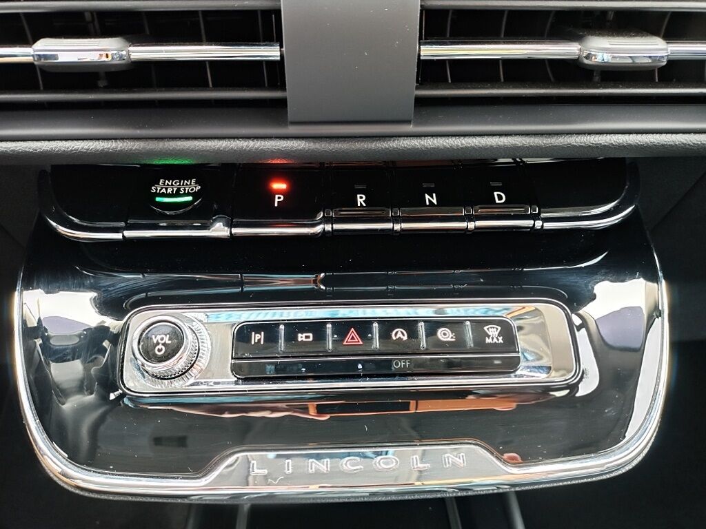 2023 Lincoln Corsair Standard Hunt Valley MD
