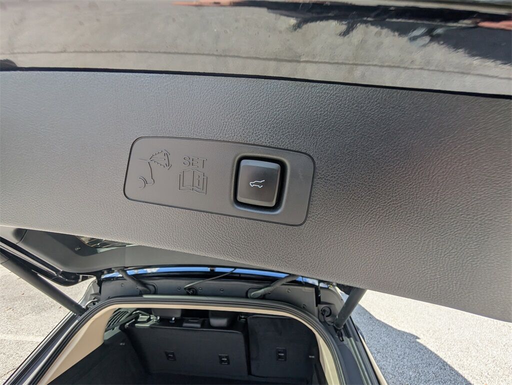 2023 Lincoln Corsair Standard Hunt Valley MD