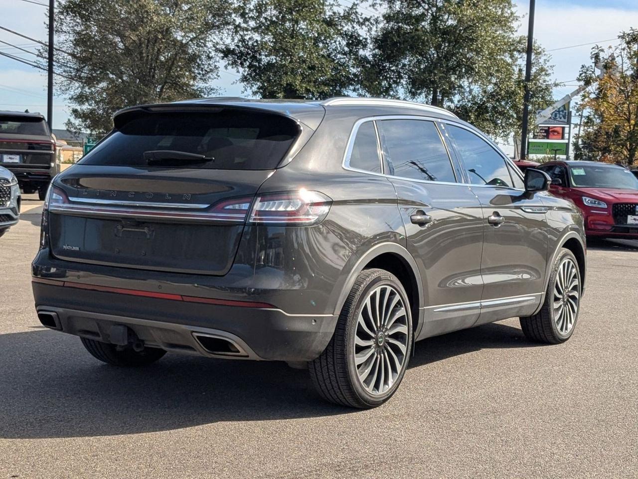 2023 Lincoln Nautilus Black Label