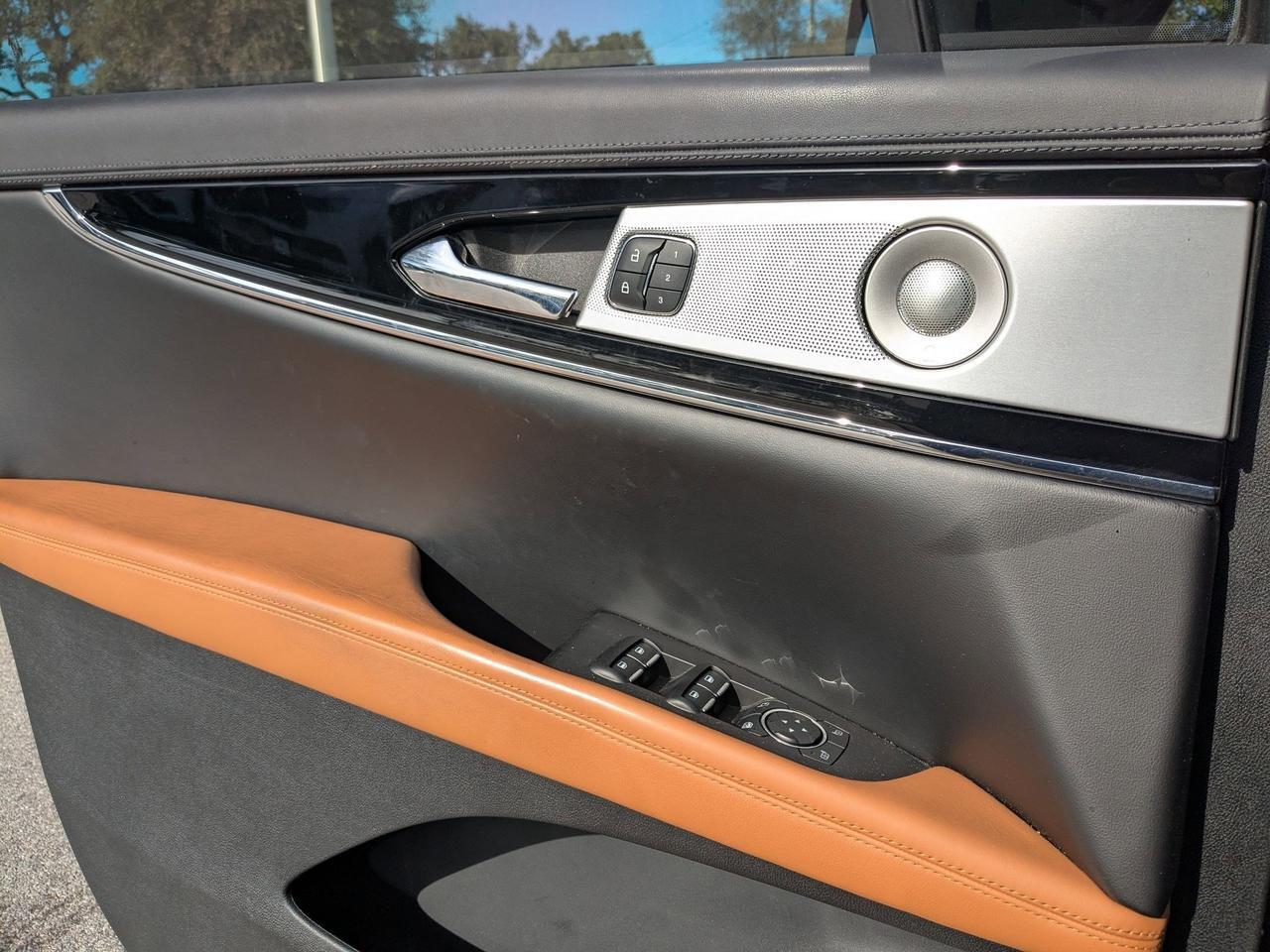 2023 Lincoln Nautilus Black Label