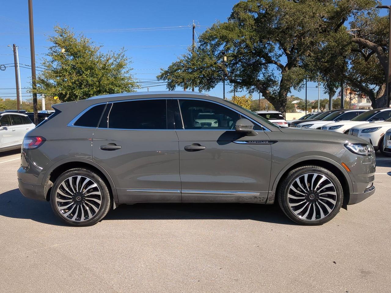 2023 Lincoln Nautilus Black Label