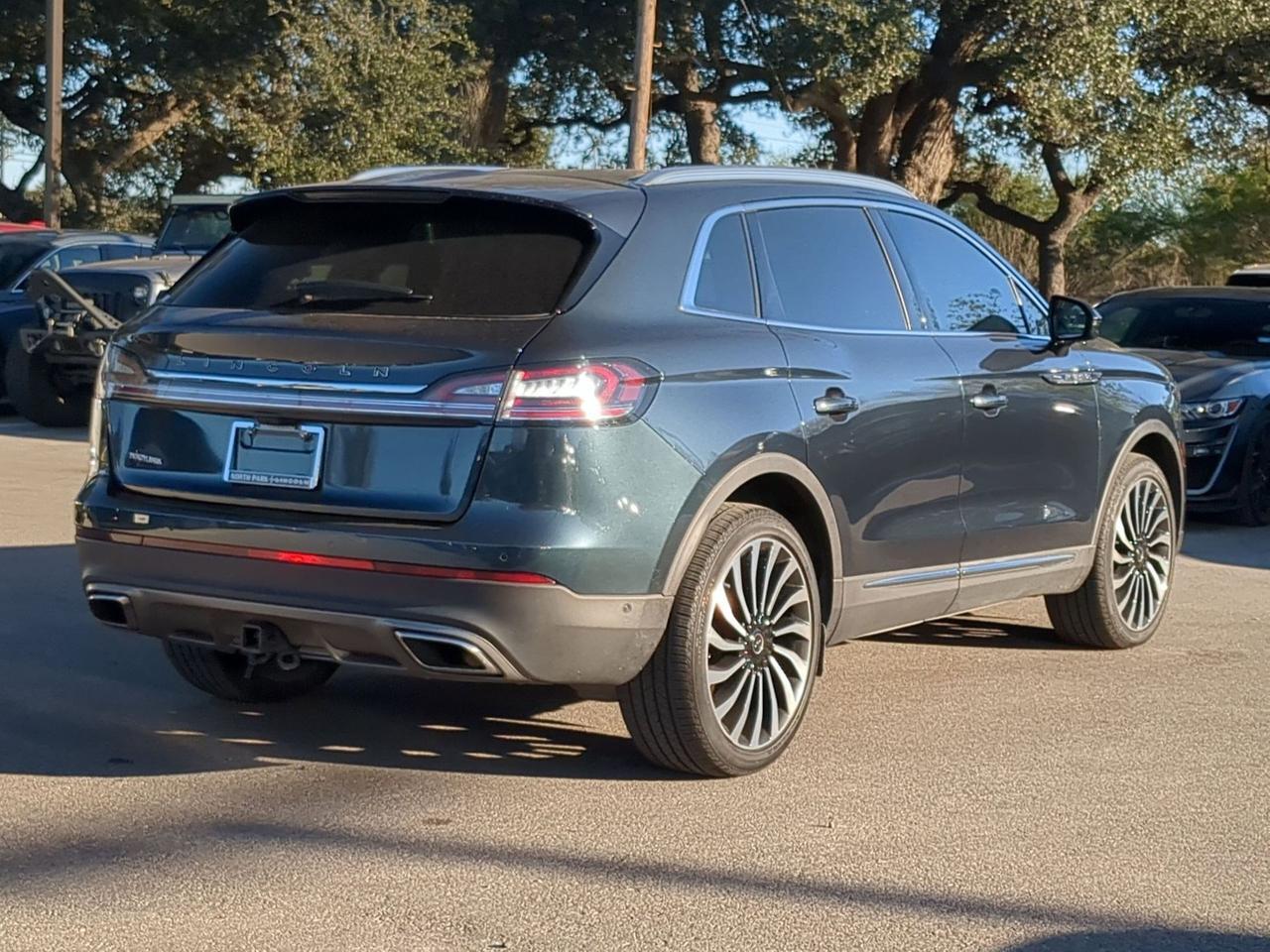 2023 Lincoln Nautilus Black Label