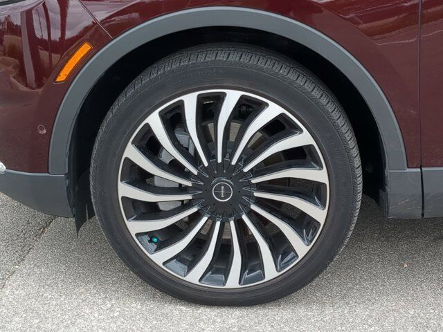 2023 Lincoln Nautilus Black Label