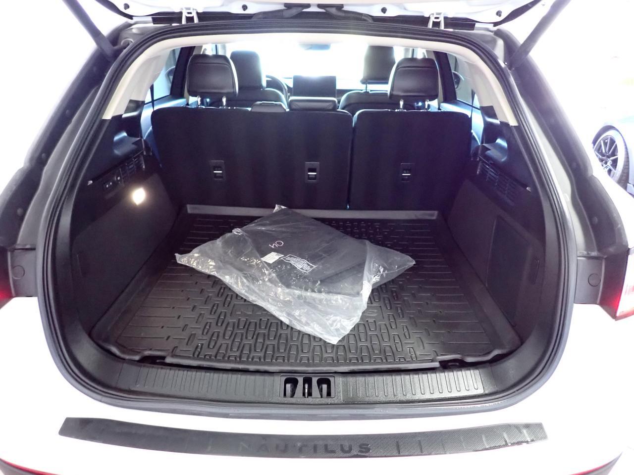 2023 Lincoln Nautilus Reserve AWD LEATHER NAVI SUNROOF Listowel ON