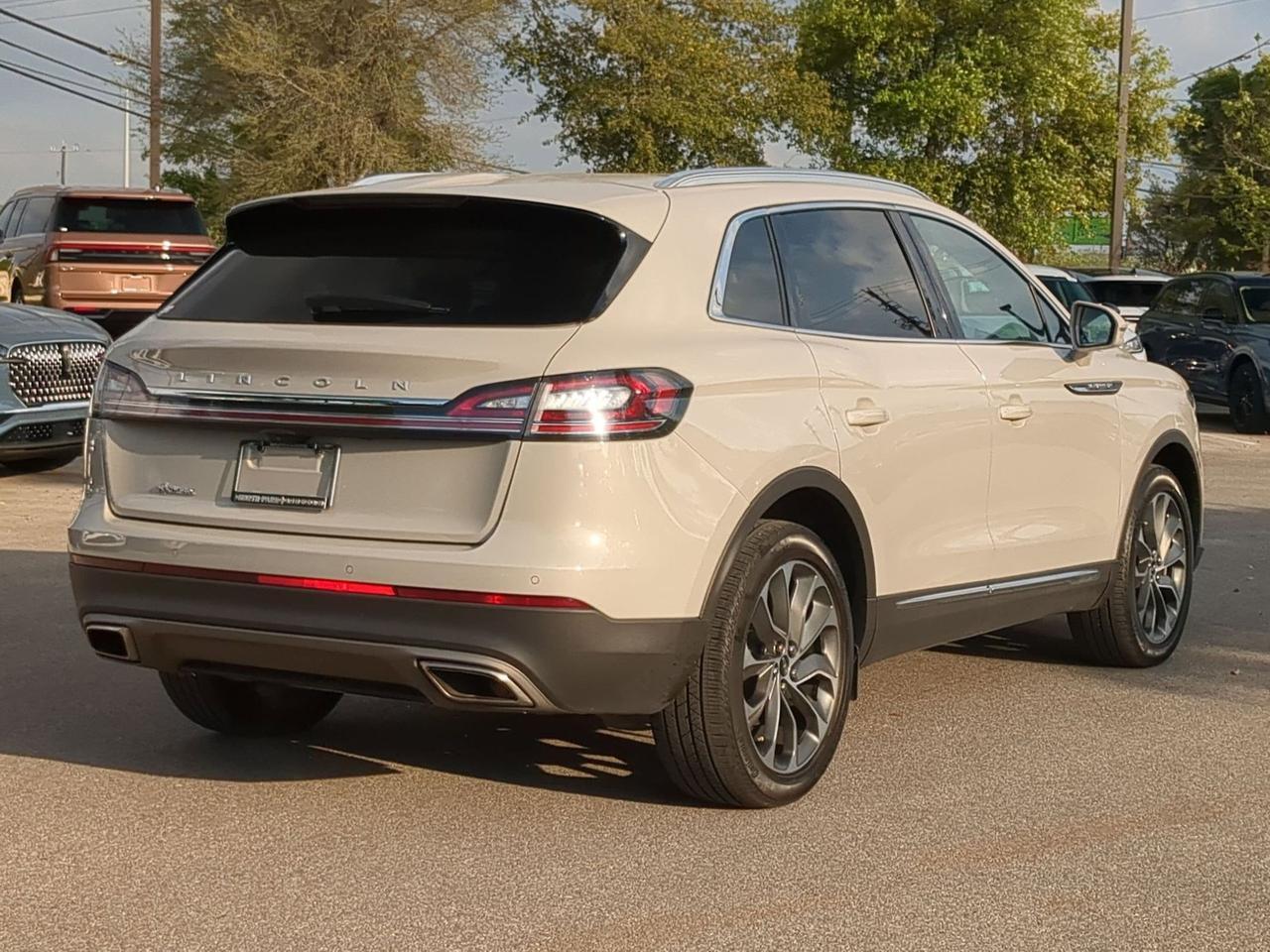 2023 Lincoln Nautilus Reserve